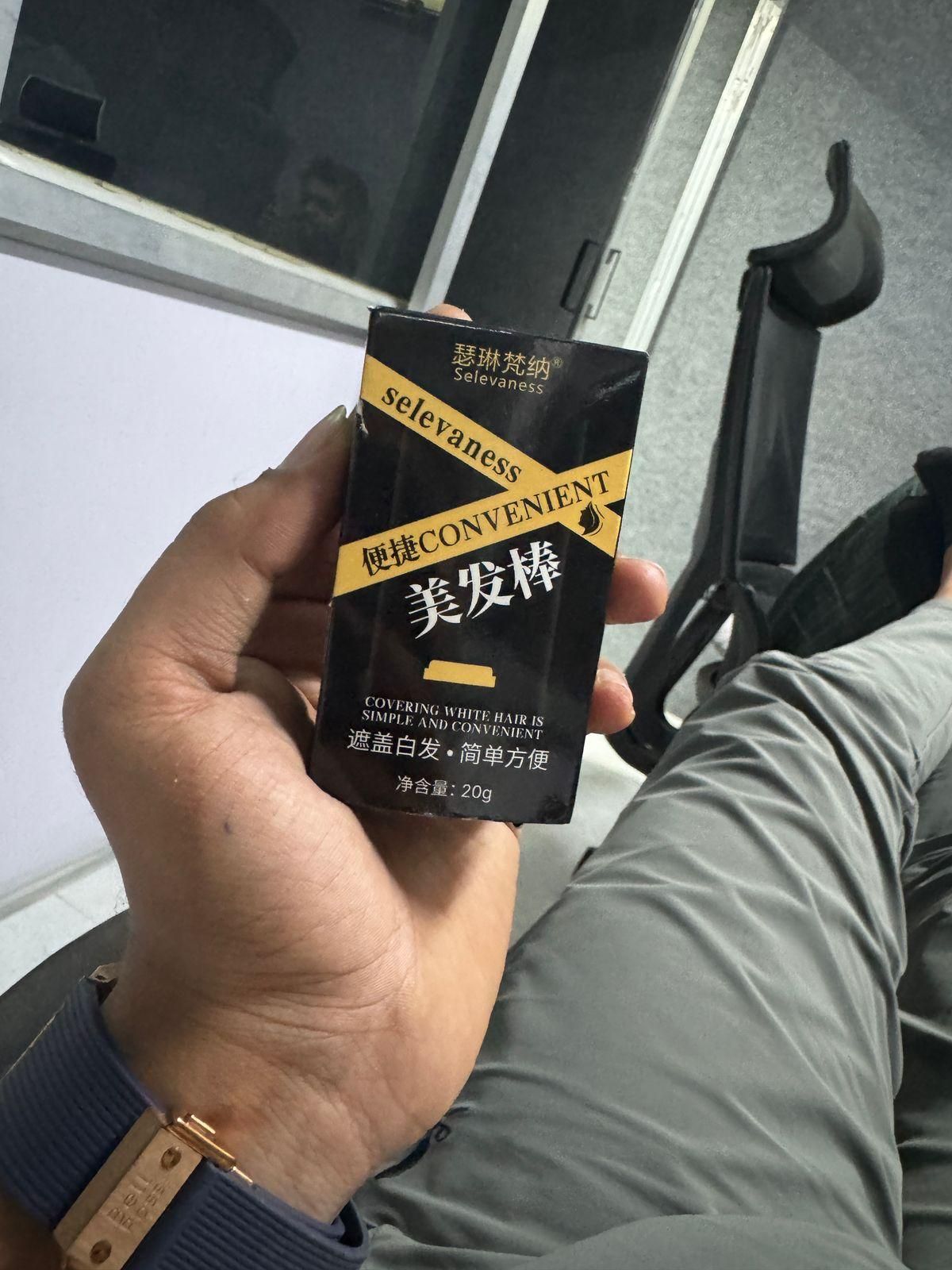 Covering White Hair is Simple and Convenient - Black